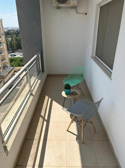 Cosy Et Spacieux, Avec Balcon Ariana Luaran gambar